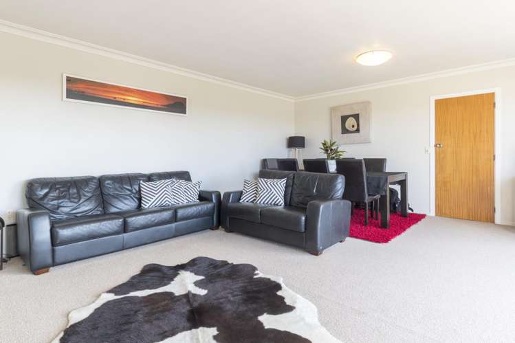 23 Seaview Road Otumoetai_1