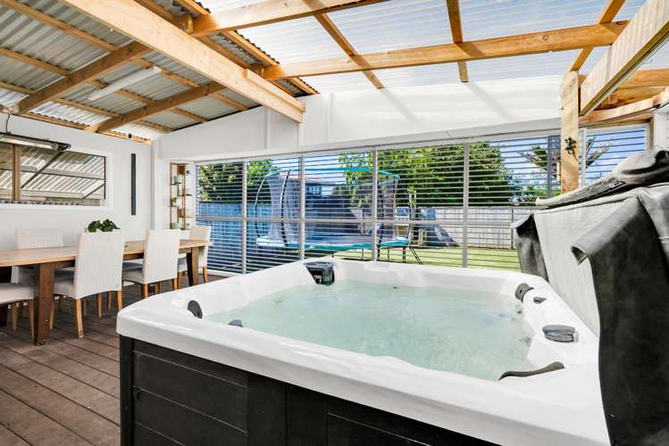 21 Carthew Street Okato_27