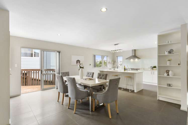 31 Lucca Crescent Flat Bush_3