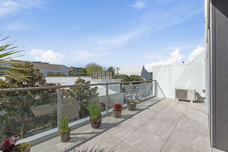 103/19 Bute Road Browns Bay_14