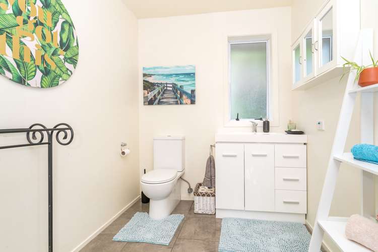 32 Kirkland Street Green Island_10