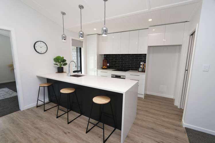 21 Redhaven Rise Netherby_5