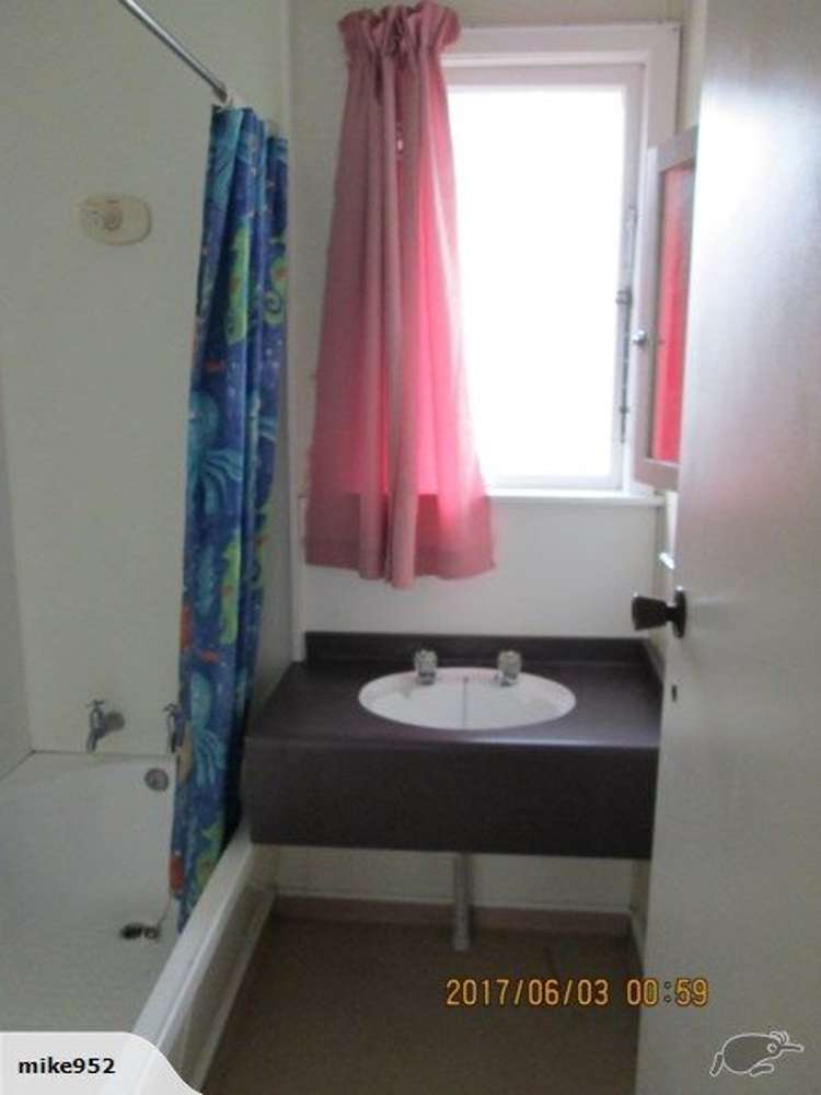 1025bc Bledisloe Street Raureka_5