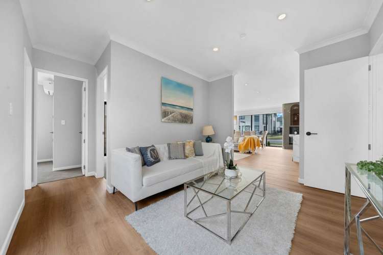 76 Koromeke Street Flat Bush_11