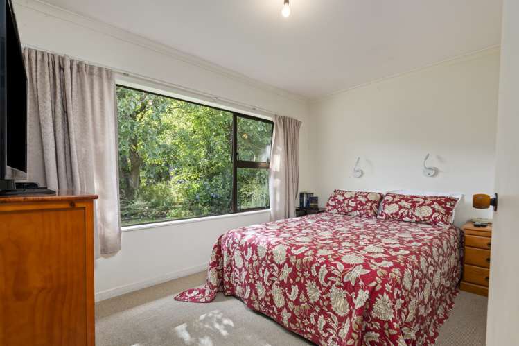 22 James Road Pahiatua_9