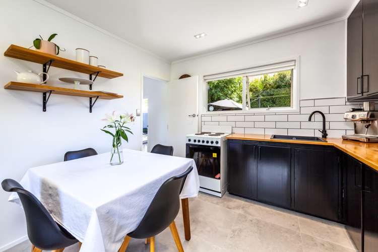 1b Karaka Street New Lynn_8