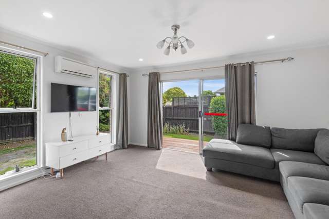 2/11 Peckham Lane Woolston_1