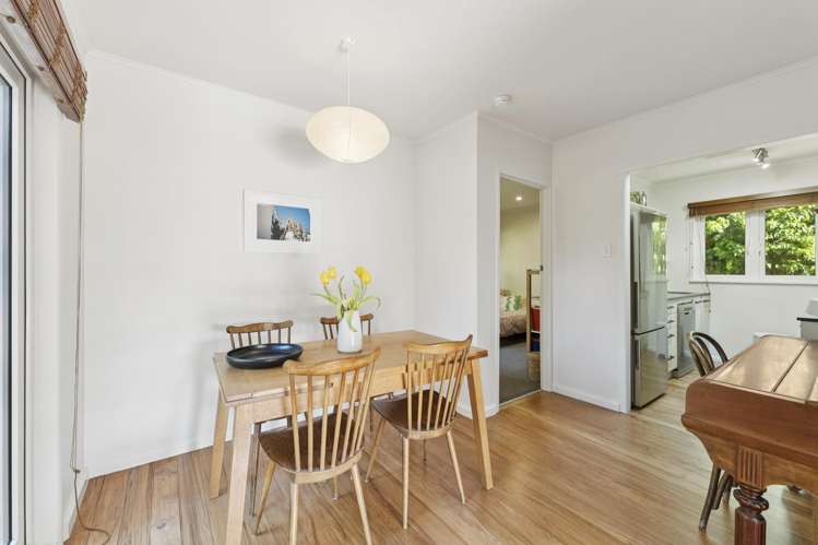 261 Titirangi Road_4