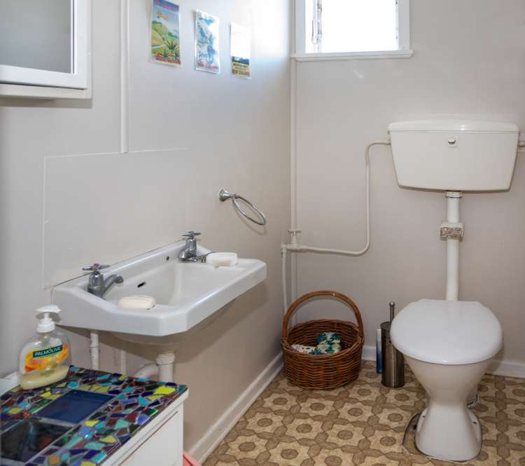 603 Ocean Road Whangamata_14