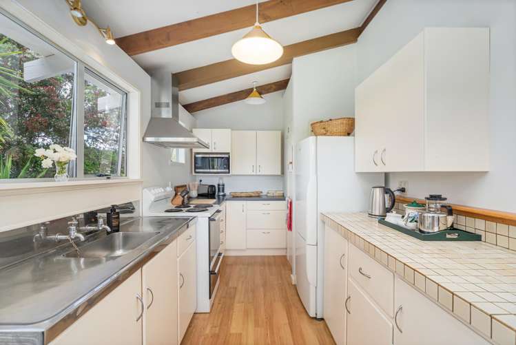 54 Oyster Drive Cooks Beach_7