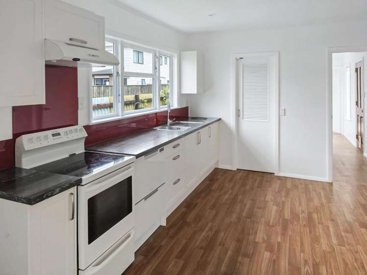 185 Wainuiomata Road 10629_1