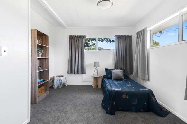 Unit 2, 14 Kiwi Street Springfield_4