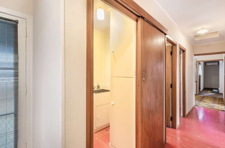 114 Te Rangitautahanga Road Turangi_14