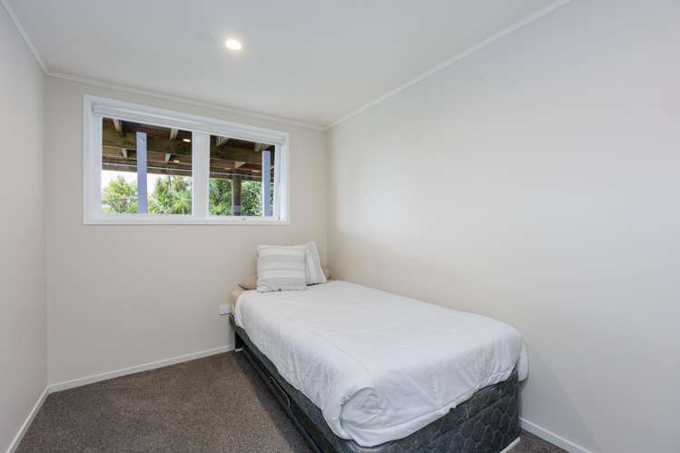 24 Mahurangi East Road Sandspit_25