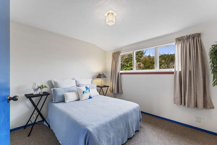 30 Hassals Lane Waltham_23