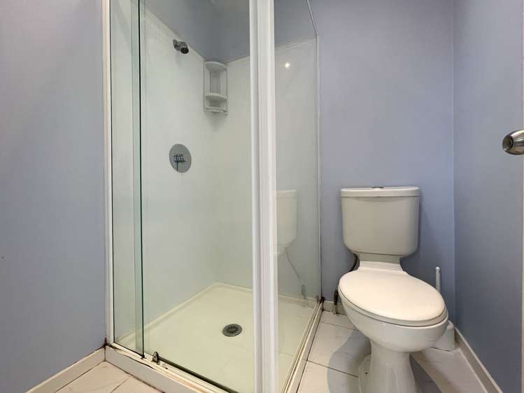 1/52 Fruitvale Road New Lynn_11