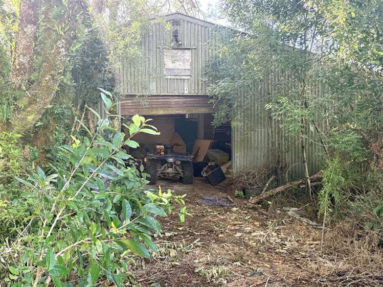 184 Golf Links Road Kaiata_26