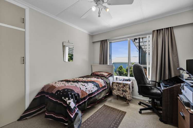 2/39 Awanui Street Merrilands_11