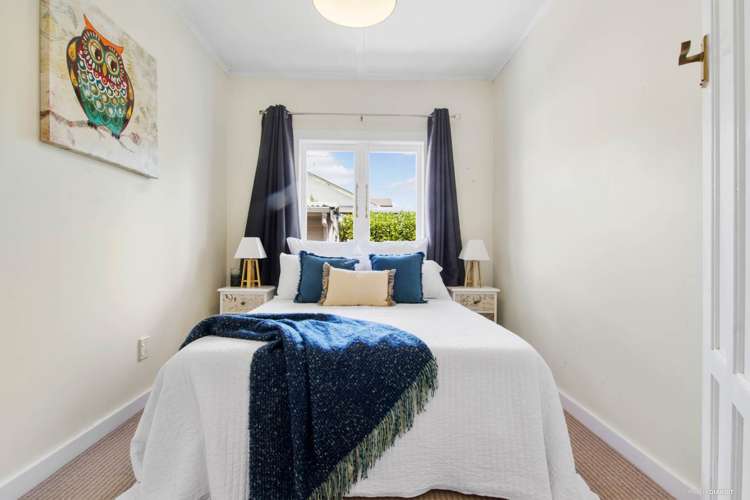 2/4 Cleve Road Green Bay_17