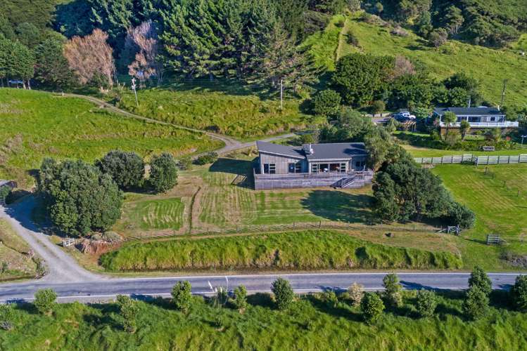 490B East Cape Road Te Araroa_12