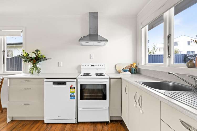 91 Middle Road Havelock North_4