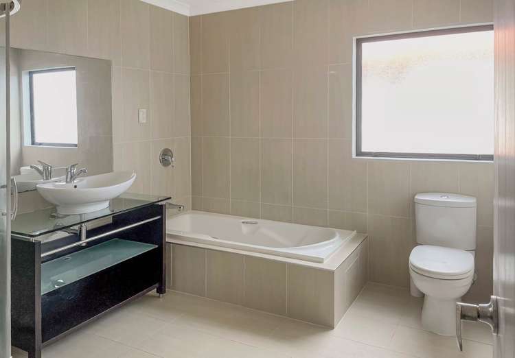 35 Kestev Drive Flat Bush_6