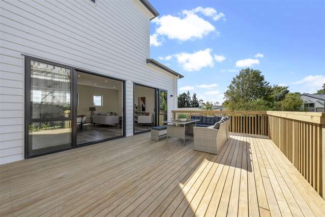 8 Bella Vista Boulevard Ranui_1