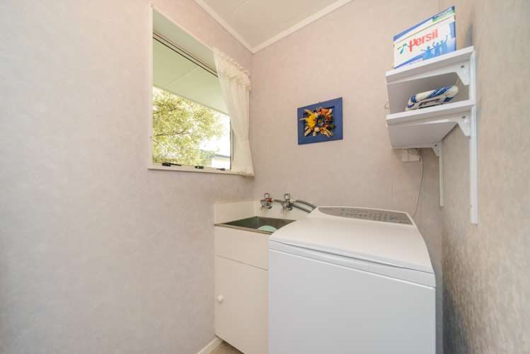 114d Warwick Street Feilding_11