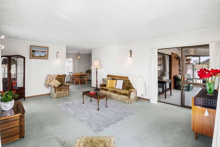 2/21 White Heron Drive Massey_8