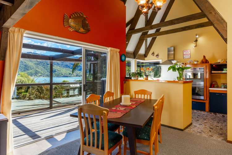 1744 Queen Charlotte Drive Anakiwa and Surrounds_7