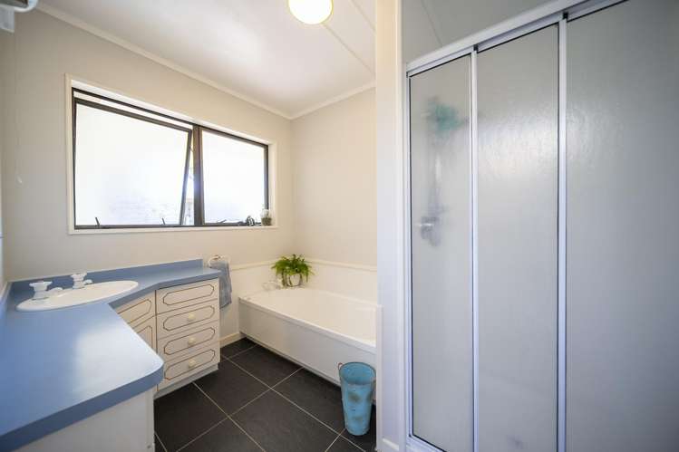 8 Bowen Street Te Anau_21