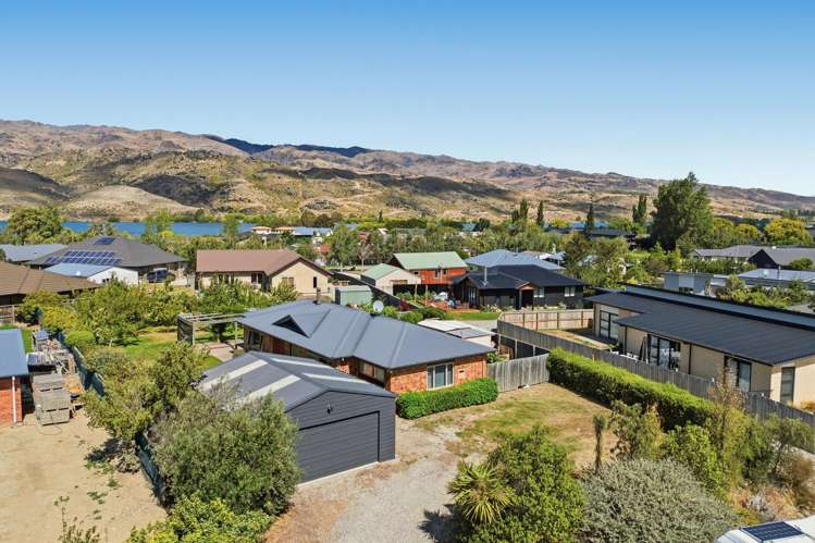 10 Missy Crescent Mount Pisa_20