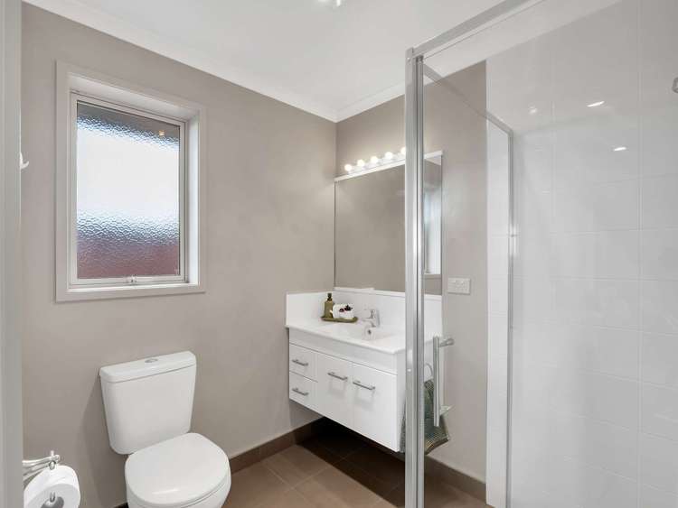 11 Wai Place One Tree Point_18