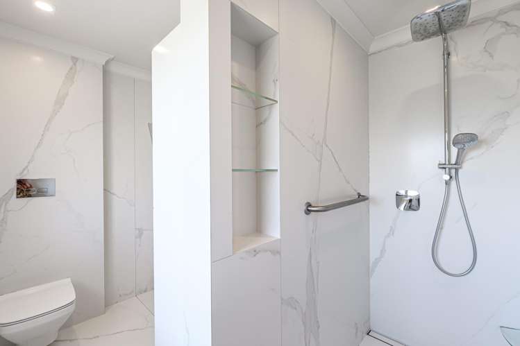 3 Seaview Road Otumoetai_24