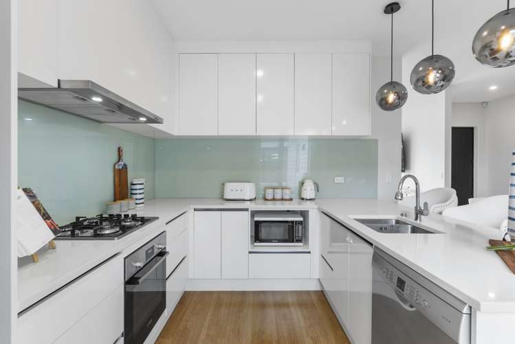 8 Koroheke Road Takanini_5