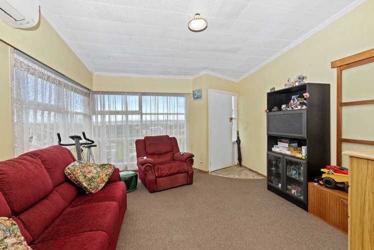 84a Royal View Road Te Atatu South_4