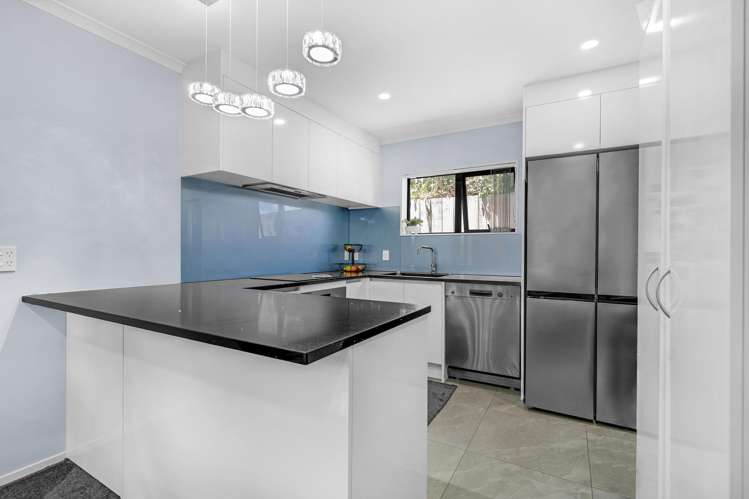 162A Robertson Road Mangere East_4