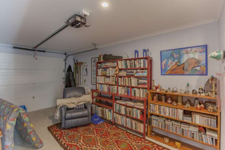 50/36 Henry Russell Estate Waipukurau and Surrounds_12