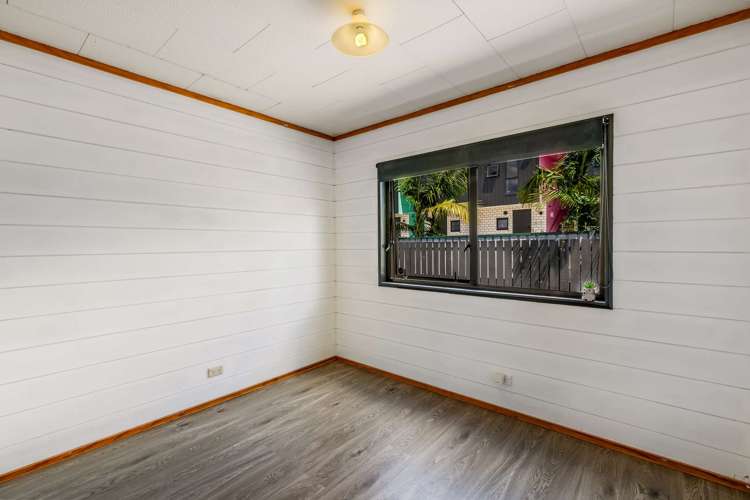 2/32 Great South Road Papakura_10