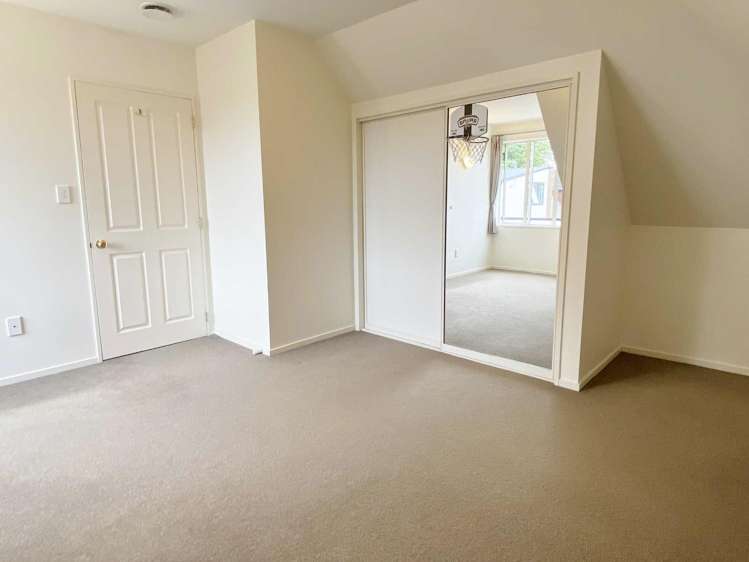 2/37 Avonhead Road Avonhead_14