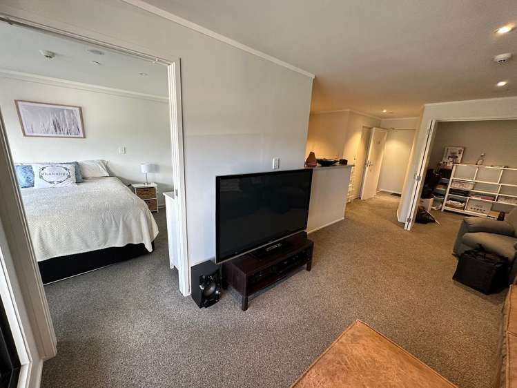 9A/30 Westward Ho Glen Eden_10