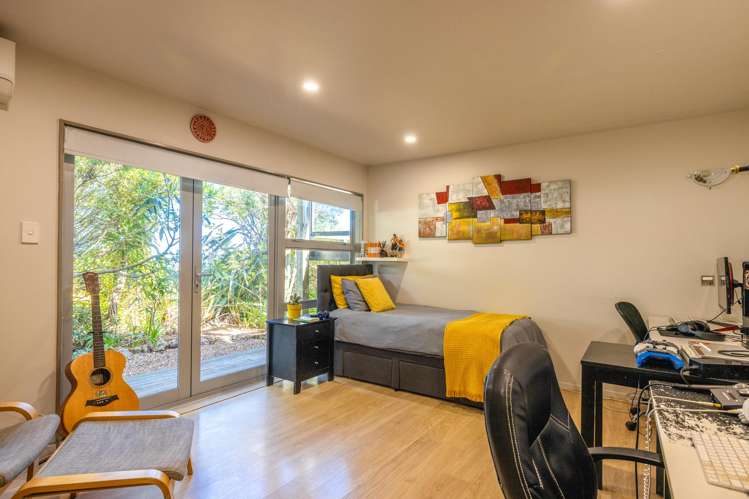 74 Hauraki Road Oneroa_28