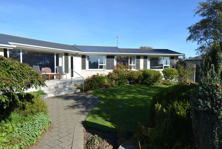 112 Wilton Street Windsor_22