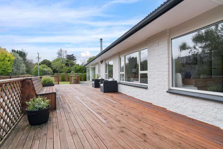 26 Black Road Otatara_39