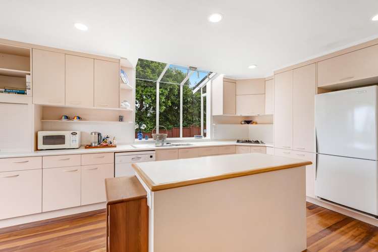 18 Gibson Place Mellons Bay_10