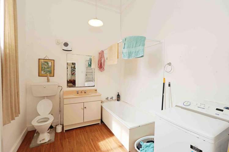 35 Queens Drive Richmond_16