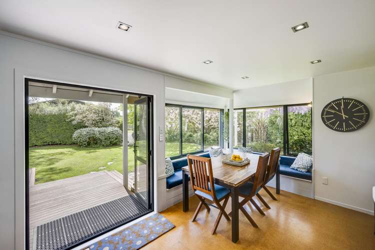 1127 Riverslea Road South Longlands_10