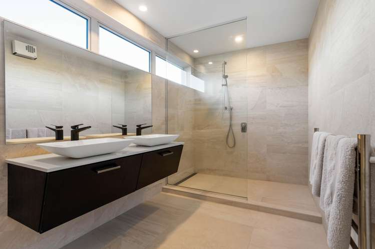 140 Waterways Parade Pauanui_37