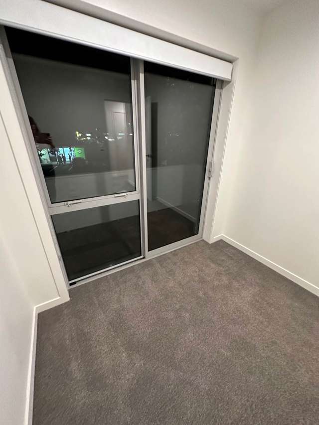 8/5 Glen Road Browns Bay_4