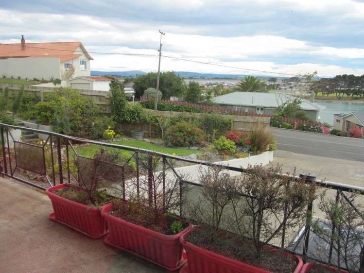 2 James Street Riverton_27